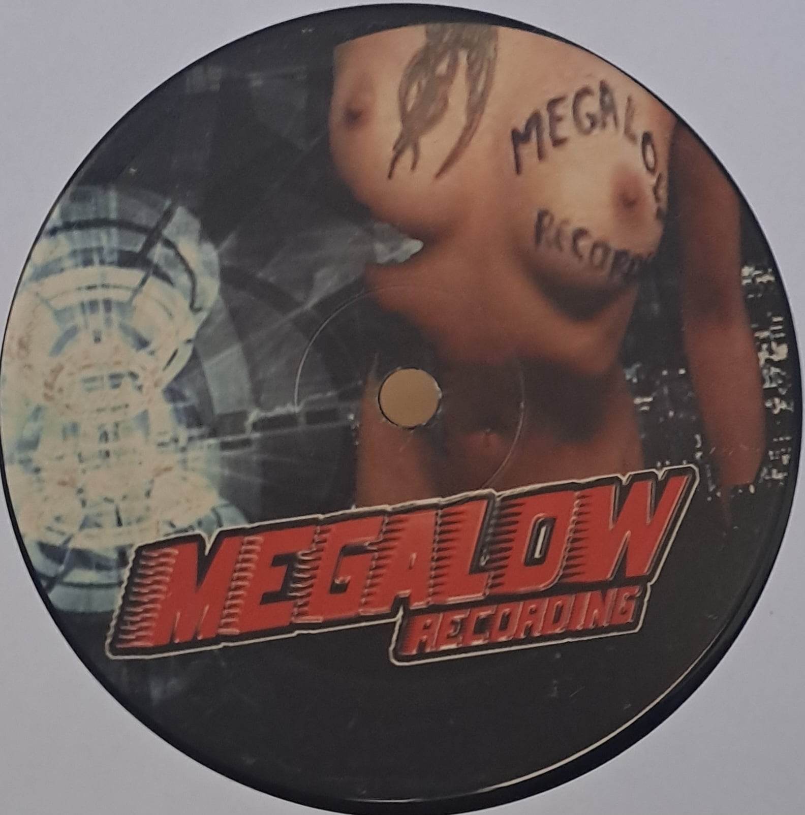 Megalow 04 - vinyle hard techno